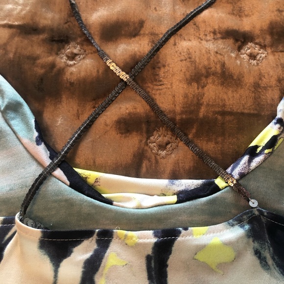 Top - Picture 4 of 5